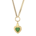 Collier en acier doré avec pendentif cœur vert et design de chaîne asymétrique - Collier en Or avec Pierre Oeil de Chat Verte (KN87157-Z)