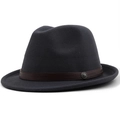 Λεπτομέρεια μάλλινης υφής του γκρι καπέλου fedora με δερμάτινη ζώνη και μεταλλικό σήμα - M(56-58cm) / Σκούρο Γκρι (JXF-540)