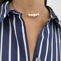 18k gold plated stainless steel choker featuring a row of five gradient pearls for women - Gradient Pearl Choker (zv)