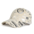 Unisex kerst honkbalpet in beige katoen met zilveren prints van Kerstman en sneeuw - Verstelbaar / Beige