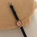 Orologio al quarzo quadrato minimalista da donna con cassa oro rosa e cinturino nero - Nero