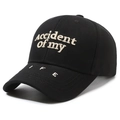 Klassieke zwarte katoenen baseballpet met crème 'accident of my LIFE' borduursel - Verstelbaar / Zwart