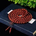 Bracciale mala 108 grani in legno di sandalo indiano lucido in rosso scuro - 8mm*108 Grani Grana Pelo di Mucca Vecchio Materiale