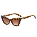 Vintage Katzenaugen Sonnenbrille in Schildpatt mit Wellenrand und UV400 Gläsern - Leopard-Rahmen Braune Verlaufsgläser