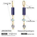 Détail de boucles d'oreilles en céramique bleue et acier inoxydable étanche - Boucles d'Oreilles en Céramique Bleue et Acier Inoxydable (JDE0307054)