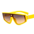 Fashionable oversized sunglasses with bright yellow frames and gold star accent - C7 Yellow Frame Gradient Grey Yellow Lens