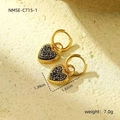 Detail view of heart-shaped gold earrings with black zircon pavé and size dimensions - Pavé Black Zirconia Heart Style (NMSE-C715-1)