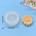 Silikonform Gänseblümchen Herz für Aroma-Steine und Kerzen Basteln 7cm x 2,7cm - Herz Gänseblümchen mit Loch
