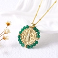 Collar de la Virgen María chapado en oro de 18k con cuentas verdes y cadena fina - Verde