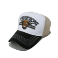 Detail der American Retro Trucker Cap mit Bullenkopf-Stickerei und atmungsaktivem Mesh-Netz - M (56-58cm) / Weiß