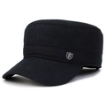 Berretto piatto invernale da uomo blu scuro con fodera in pile e stemma a scudo - Regolabile / Blu navy