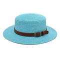 Sombrero de paja azul claro para verano con banda de cuero marrón y hebilla de metal - M / Azul lago