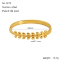 Brazalete de acero inoxidable chapado en oro 18k con motivo de hoja de trigo y cierre - Estilo de Diseño de Textura de Hoja (ZB1878G)