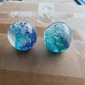 Blauwe en cyaan kristallen bollen met bubbels, oceaan golf glaskunst presse-papiers - 60mm Oceaan Golf Bal - Groen Blauw