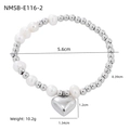 Pulsera de perlas con colgante de corazón plateado, diámetro de 5,6 cm y peso de 10,2 g - Color Acero (NMSB-E116-2)