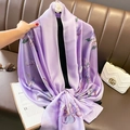 Elegante scialle da spiaggia viola effetto seta con motivo floreale su divano - 90*180cm / Viola