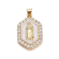 Vue détaillée du pendentif Vierge Marie hexagonal doré avec zircon et fond blanc - Style Vierge Marie Blanc