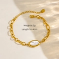 Bracelet en acier inoxydable plaqué or 14K avec breloque ovale en nacre et effets d'ombre - White Shell (B3)