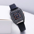 Orologio al quarzo quadrato da donna con quadrante nero stellato e lunetta con cristalli - Nero Con Cassa Nera