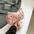 Borsa sottobraccio in velluto rosa a fragole con tracolla regolabile e pochette rotonda - Rosa