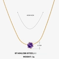 Goldene Edelstahlkette mit rundem lila Zirkonia-Anhänger in 6-Krallen-Fassung - Februar