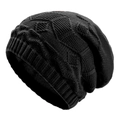 Bonnet en tricot noir avec motif à losanges, doublure polaire et revers sur fond blanc - Noir