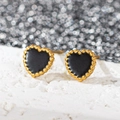 Boucles d'oreilles cœur dorées 18 carats avec émail noir et bordure perlée - Cœur noir