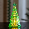 Nahaufnahme eines leuchtenden Mini-Kristall-Weihnachtsbaums mit warmem mit warmem LED-Licht - Klein-Grün Warmes Licht
