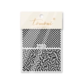 Vue détaillée des stickers nail art MS-102 avec motifs en damier noir et blanc variés - Grille Distordue Noir et Blanc (MS102)