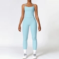 Ensemble de yoga bleu ciel ajusté avec haut dos nu et legging à taille haute - S / Haut Et Bas / Bleu Ciel