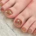 Caramel amber press-on toenails with gold foil, glitter, and metallic 3D line accents - JP3218 (Glue Style)
