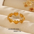 18k vergoldeter offener Ring aus Edelstahl mit Herzform-Design für Damen - Mehrere Verbundene Herzen Stil (ZN1482-1128)