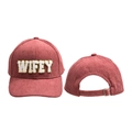 Detalle de letras wifey en gorra de béisbol de pana con hebilla de metal ajustable - Ajustable / Rosa Carmín