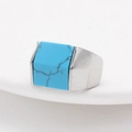 Anello da uomo con turchese quadrato in acciaio inossidabile argento su sfondo bianco - US 7 / Acciaio Pietra Blu