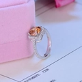 Anello regolabile in argento con pietra ovale champagne e micro-pavé di zirconi - Diamante Champagne (Halo Ovale)