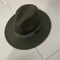 Classic dark green wool fedora hat with matching satin ribbon for autumn and winter - Army Green