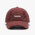 Casquette de baseball rouge bordeaux délavée avec broderie WARM blanche et détails usés - Réglable / Bordeaux