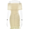 Dettaglio dello scollo a rete con spalle scoperte e orlo a balze su abito beige - M / Giallo