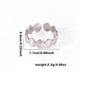 Silver fishtail shell relief ring in titanium steel with detailed size and weight specs - TYR0498 / Silver Scallop Relief
