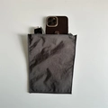 Dunkelgraue Nylon-Organizer-Tasche mit Reißverschluss für Smartphone und Schlüssel - Mini Grau