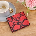 Kurze Herrenbrieftasche mit markantem rot-schwarzem Schlangenmuster-Design - Rot