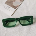 Chic dark green rectangular frame sunglasses with a vintage thick plastic design - Dark Green