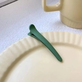 8cm matte green duckbill hair clip on a ribbed plate for DIY styling accessories - Green