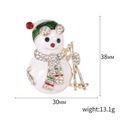 Broche bonhomme de neige de ski avec bonnet vert et strass, épingle de Noël 38mm - Bonhomme de Neige Ski (1646)