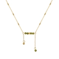 Elegante collana placcata oro 18K con cristalli verdi, nappe e perle verde oliva - Oro