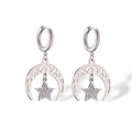 Dettaglio degli orecchini a luna e stella argentati con inserti in zirconi lucidi - Pendenti Stella Luna Vuoti / Argento