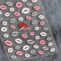 Japanse 5D nagelstickers met roze lippen en luipaardmotieven voor professionele nail art - Rode Lippen Luipaard Serie (KX048)