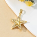 Ciondolo a forma di stella marina dorata con pavé di zirconi chiari brillanti - A-Stella marina dorata