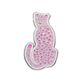 Lindo pin de esmalte de leopardo rosa con bordes plateados y detalles finos - Estilo Leopardo Rosa (XZ9734)