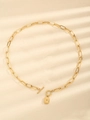 Detail van gouden sterhanger ketting met grote schakels en OT-schakelsluiting - Gouden Ketting